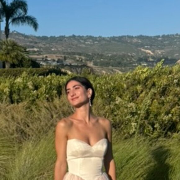 Meet your Posher, Sydney - Picture 1 of 1